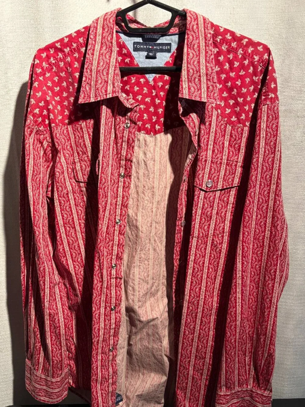 Tommy Hilfiger Western Pearl Snap Shirt Mens XL Red Paisley Stripe